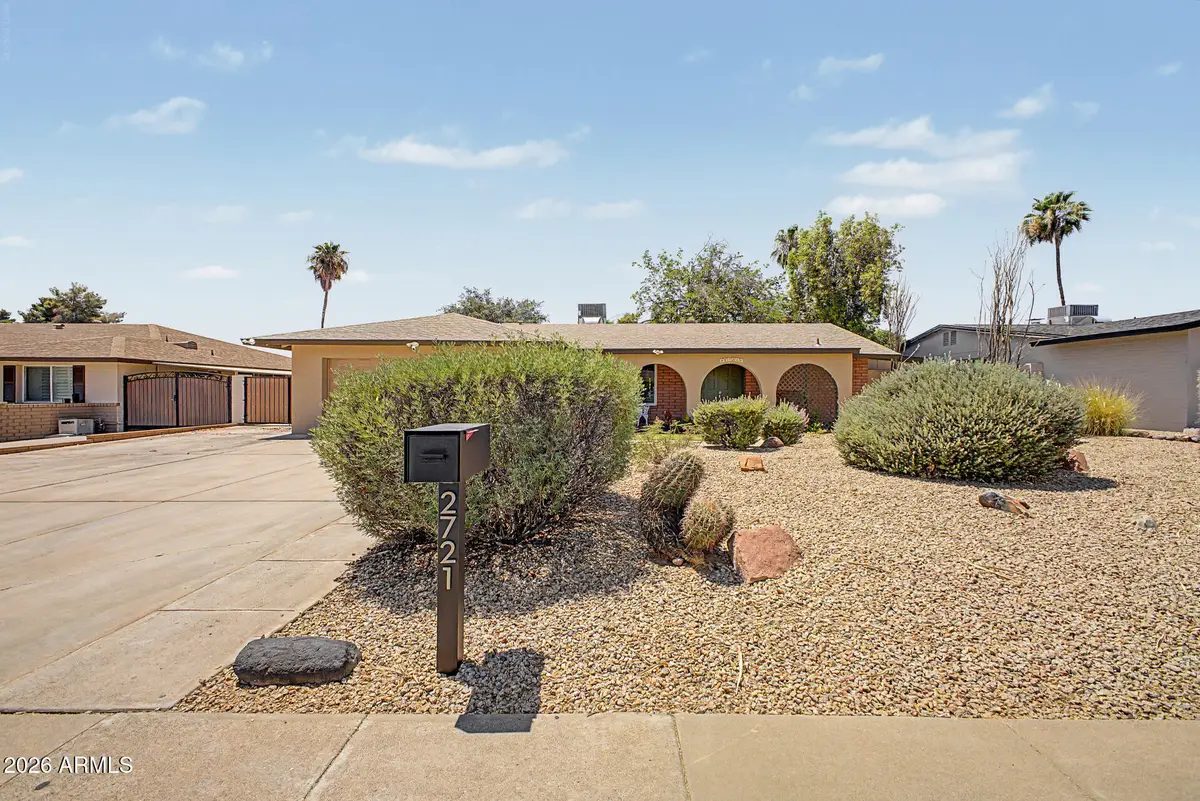 2721 E Cannon Drive, Phoenix, AZ 85028 - #1
