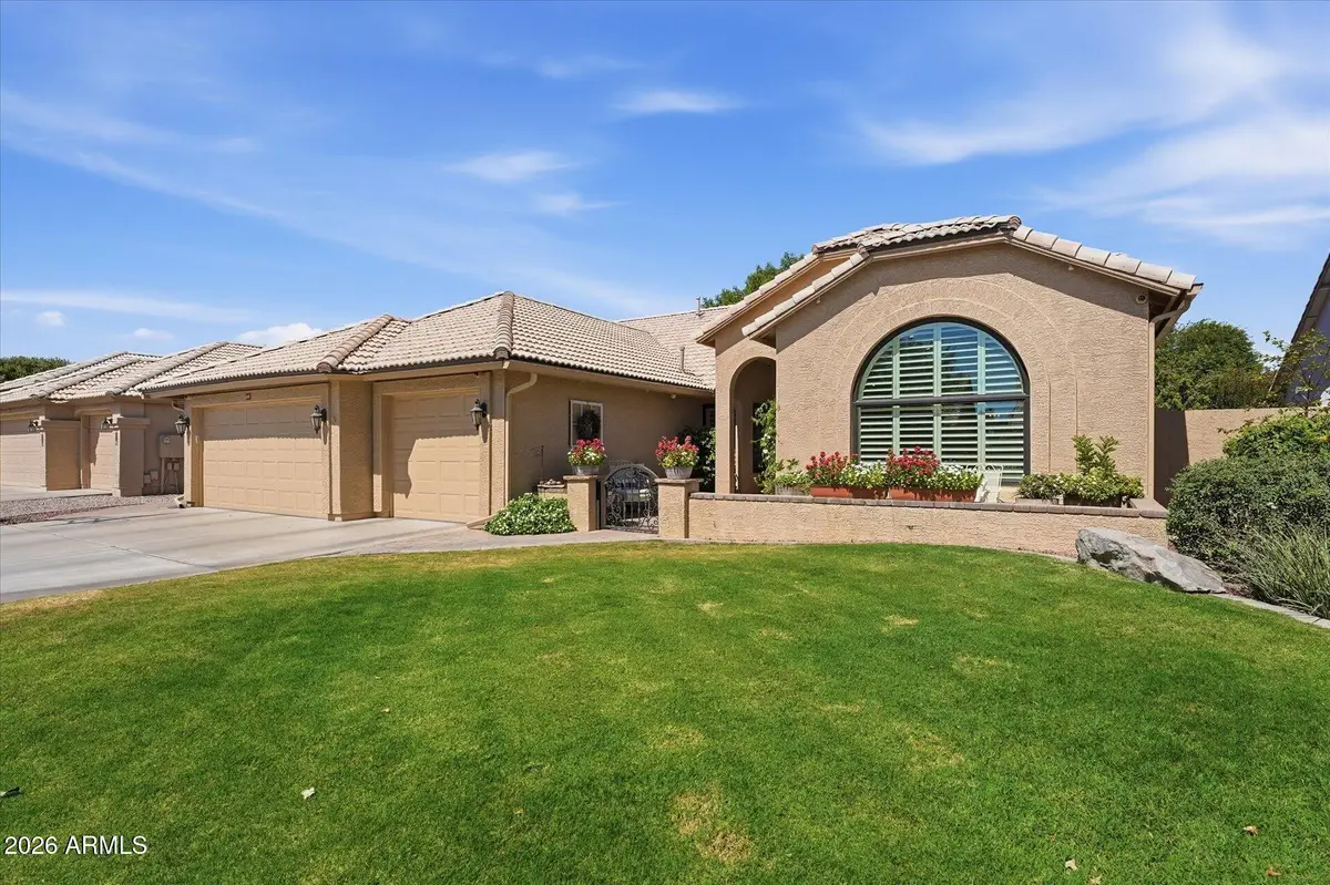 640 N Alder Drive, Chandler, AZ 85226 - #1