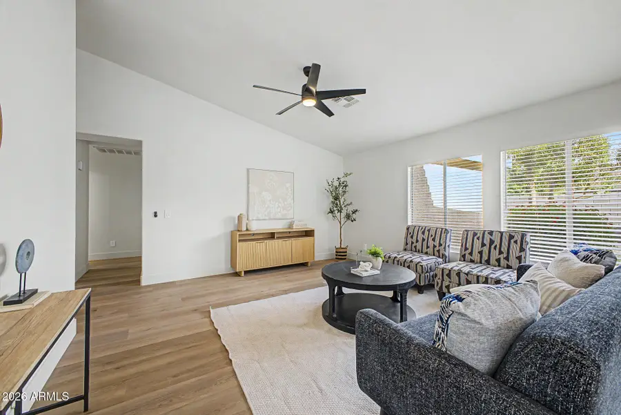1015 W Juanita Avenue, Gilbert, AZ 85233 - #3