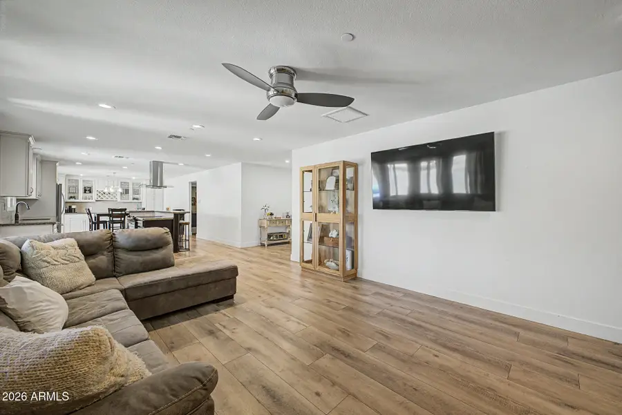 8720 E Whitton Avenue, Scottsdale, AZ 85251 - #3