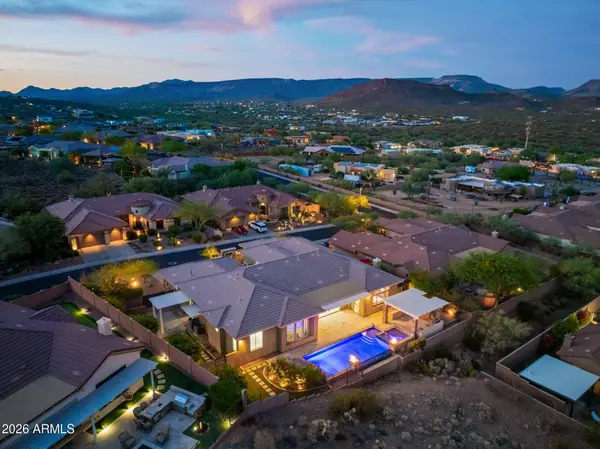42139 N Mountain Cove Drive, Phoenix, AZ 85086