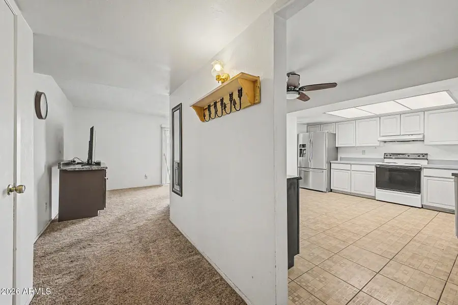 921 W Villa Theresa Drive, Phoenix, AZ 85023 - #2