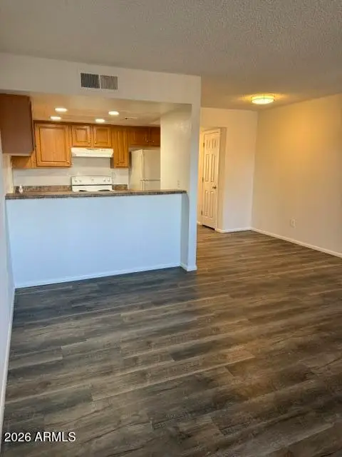 3810 N Maryvale Parkway #1049, Phoenix, AZ 85031 - #2