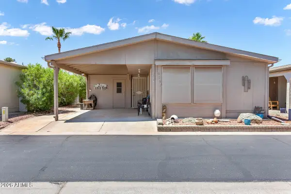 6097 S Pinehurst Drive, Chandler, AZ 85249