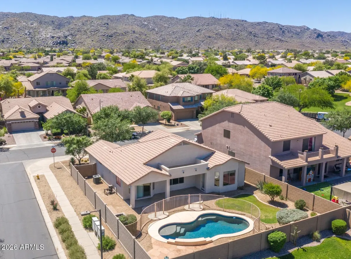 1814 E Fawn Drive, Phoenix, AZ 85042 - #1