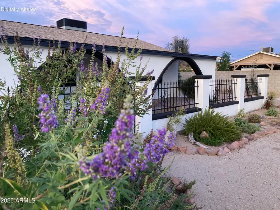 2621 E South Mountain Avenue, Phoenix, AZ 85042 - #3