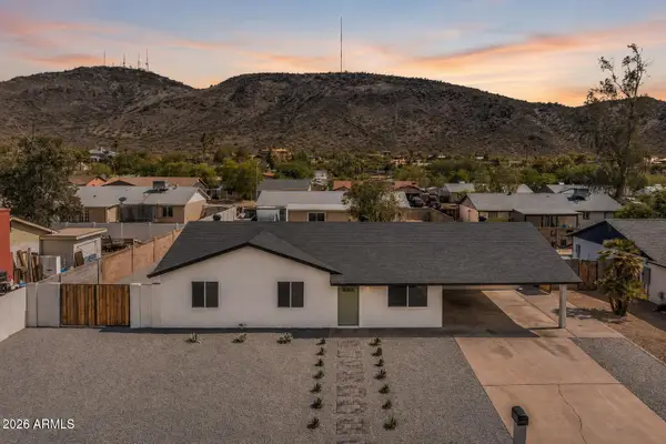 1523 W Surrey Avenue, Phoenix, AZ 85029