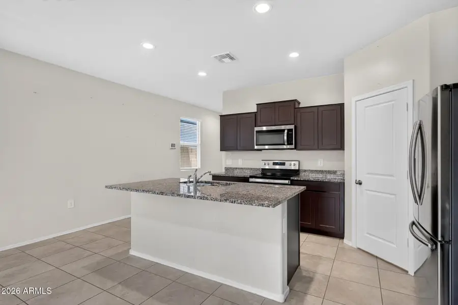 5269 E Gummite Drive, San Tan Valley, AZ 85143 - #2