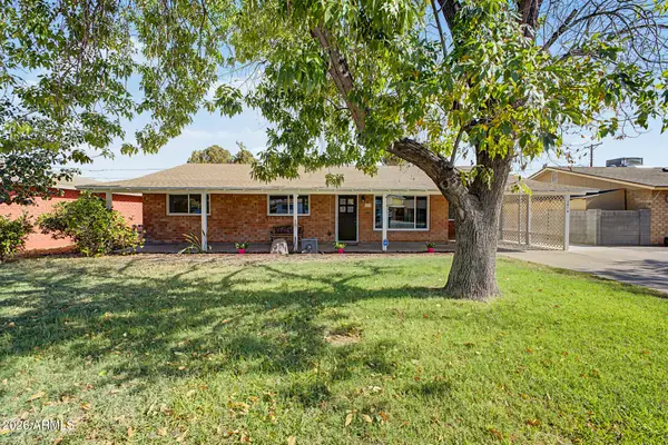 3915 W Berridge Lane, Phoenix, AZ 85019