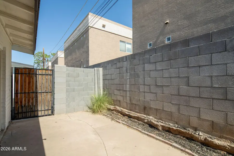 3141 N 37th St Street, Phoenix, AZ 85018 - #3
