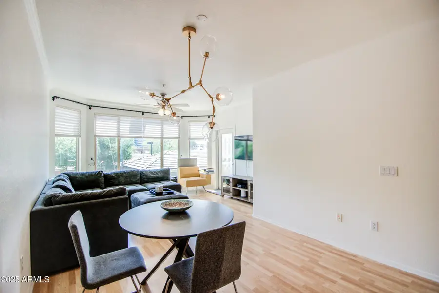 435 W Rio Salado Parkway #208, Tempe, AZ 85281 - #3