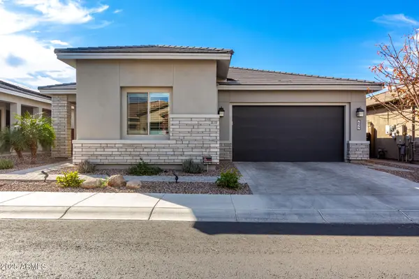 2827 E Robin Lane, Phoenix, AZ 85050