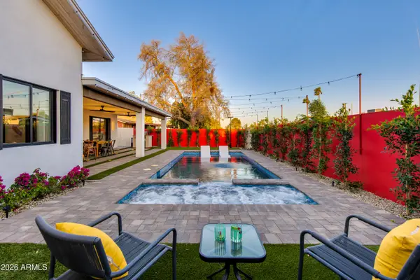 8541 E Thomas Road, Scottsdale, AZ 85251