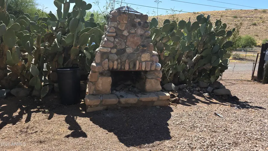 27 N Molino Street, Superior, AZ 85173 - #3