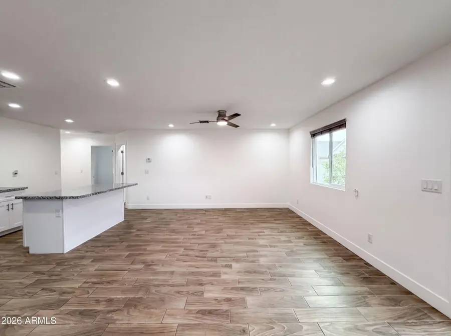 5713 S 13th Avenue, Phoenix, AZ 85041 - #3