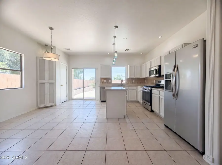 40282 N Przewalski Street, San Tan Valley, AZ 85140 - #2