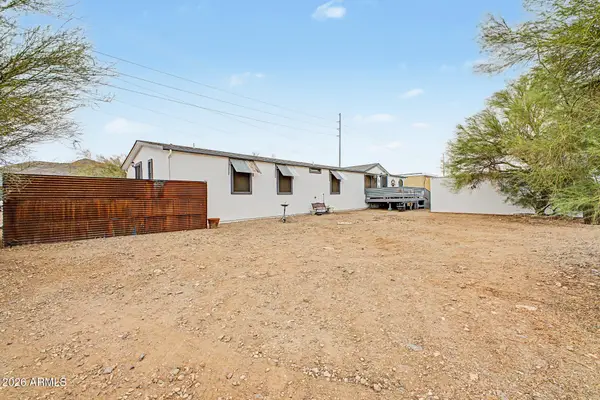 39809 N New River Road, Phoenix, AZ 85086
