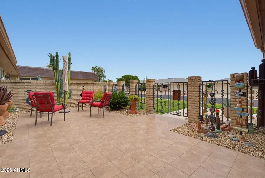 10611 W Saratoga Circle, Sun City, AZ 85351 - #2