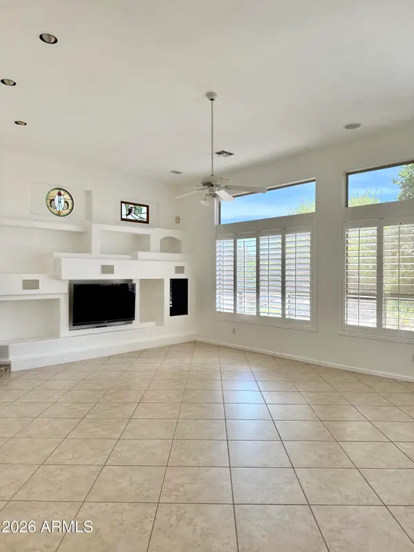 5012 E Wagoner Road, Scottsdale, AZ 85254