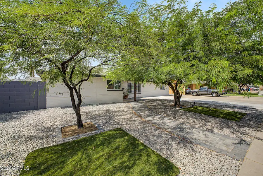 1807 W Highland Avenue, Phoenix, AZ 85015 - #2