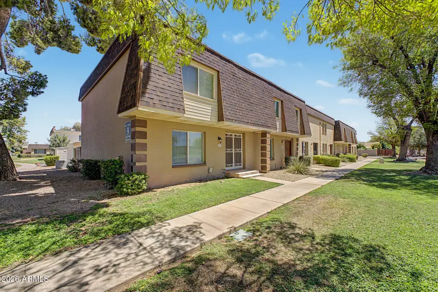 8422 E Chaparral Road, Scottsdale, AZ 85250 - #3