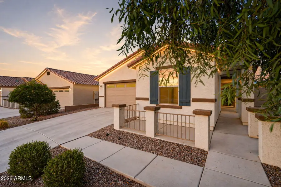 5817 S 30th Glen, Phoenix, AZ 85041 - #2