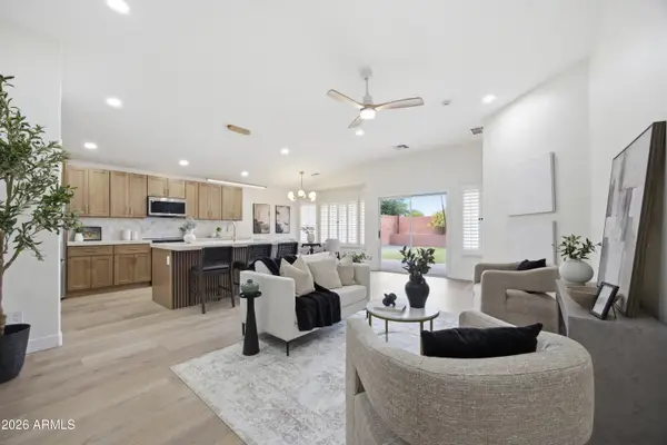 17221 N 27th Place, Phoenix, AZ 85032