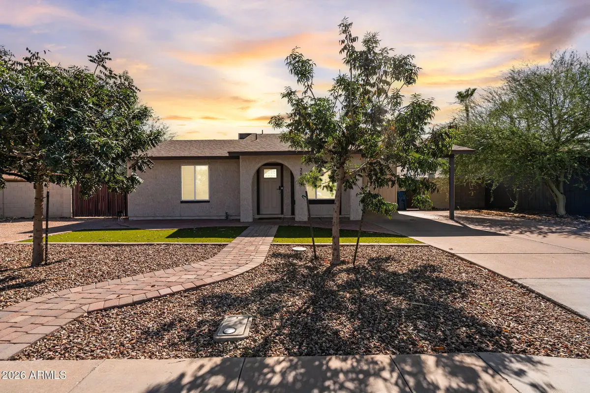 2802 N Pennington Drive, Chandler, AZ 85224 - #1
