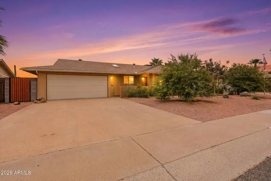 11016 W Meade Drive, Sun City, AZ 85351 - #2