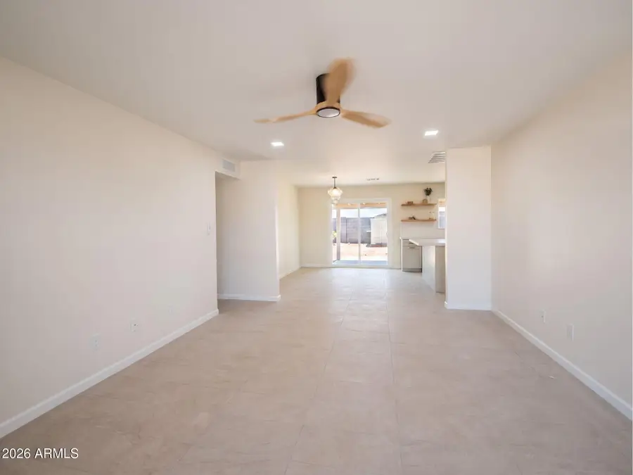 2541 N 50 Lane, Phoenix, AZ 85035 - #3