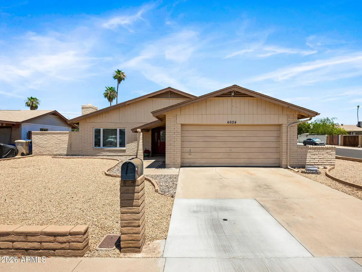 4604 W Gardenia Avenue, Glendale, AZ 85301 - #1