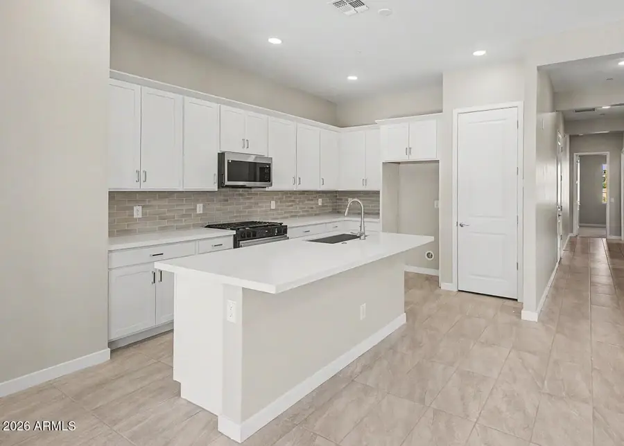5572 N 205th Drive, Buckeye, AZ 85396 - #2