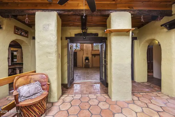 27632 N 42nd Street, Cave Creek, AZ 85331