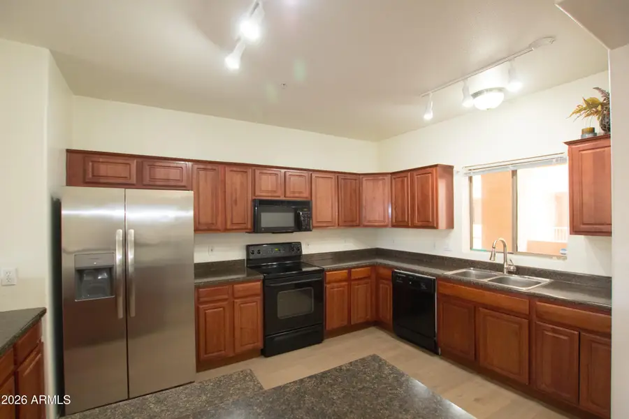 920 E Devonshire Avenue #2002, Phoenix, AZ 85014 - #3