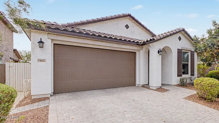 19607 W Turney Avenue, Litchfield Park, AZ 85340 - #2