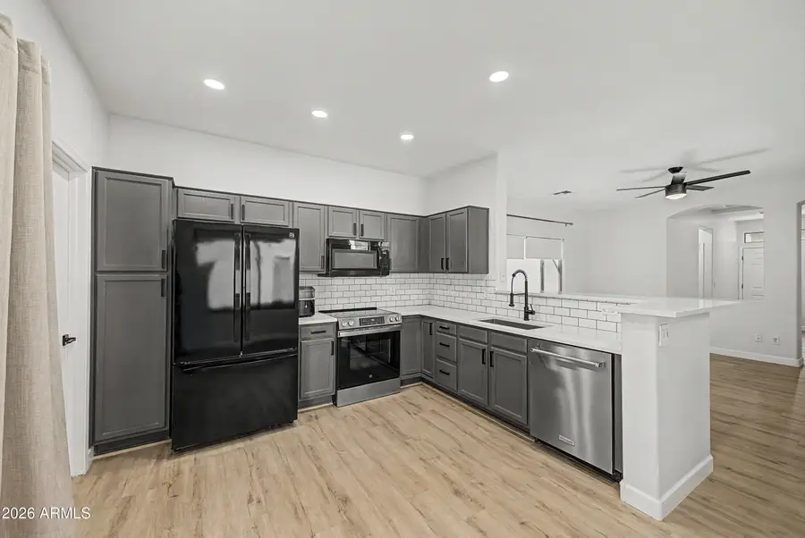 5207 W Paradise Drive, Glendale, AZ 85304 - #3
