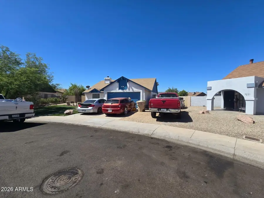 7225 W Tuckey Lane, Glendale, AZ 85303 - #3
