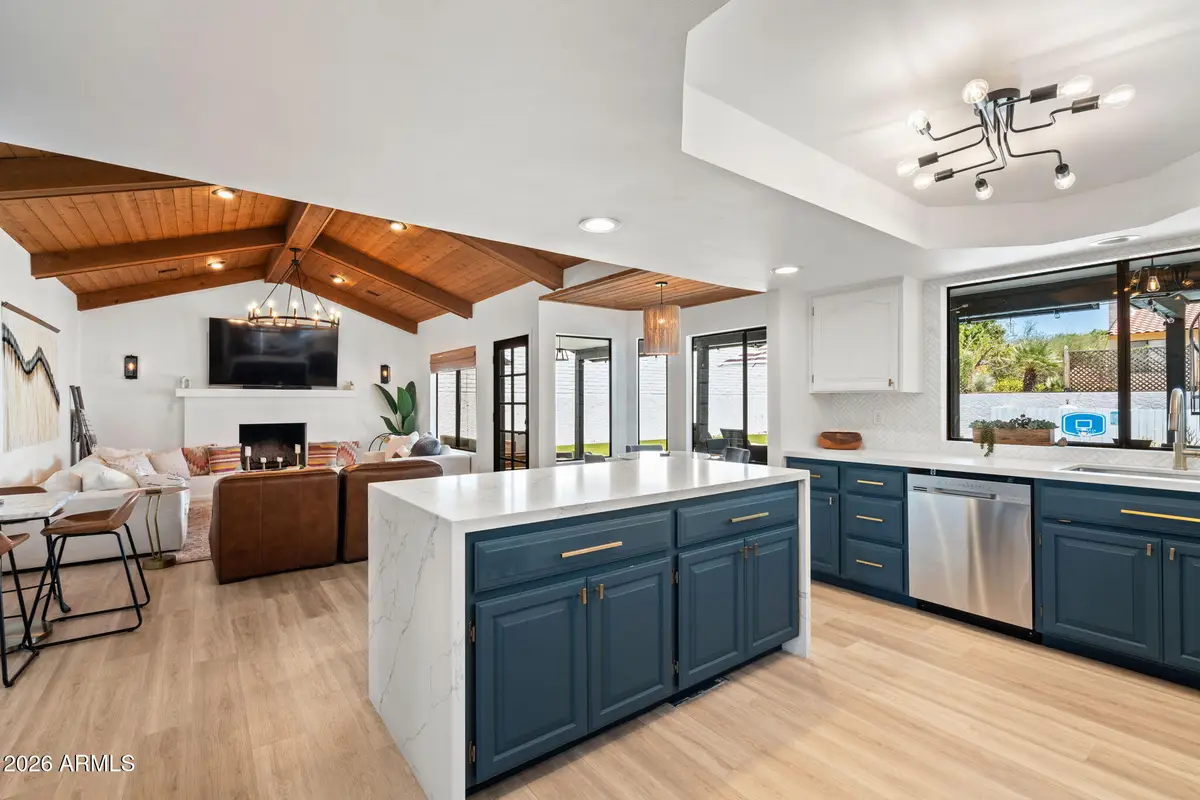 1015 E Country Gables Drive, Phoenix, AZ 85002 - #1