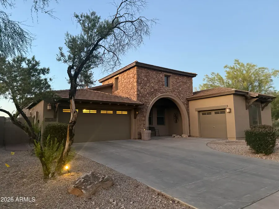 18086 W Las Cruces Drive, Goodyear, AZ 85338 - #2