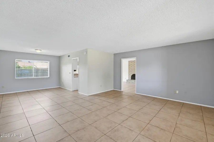 3945 W Barbara Avenue, Phoenix, AZ 85051 - #3