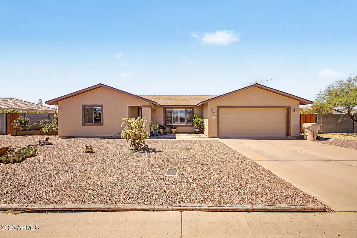 10565 W Buena Vista Drive, Arizona City, AZ 85123 - #1