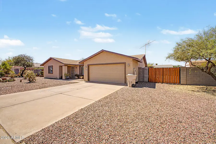 10565 W Buena Vista Drive, Arizona City, AZ 85123 - #2
