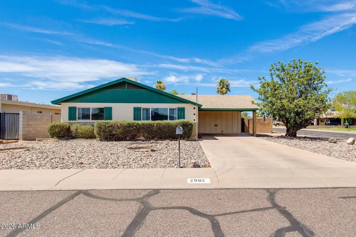 2902 W Laurel Lane, Phoenix, AZ 85029 - #1