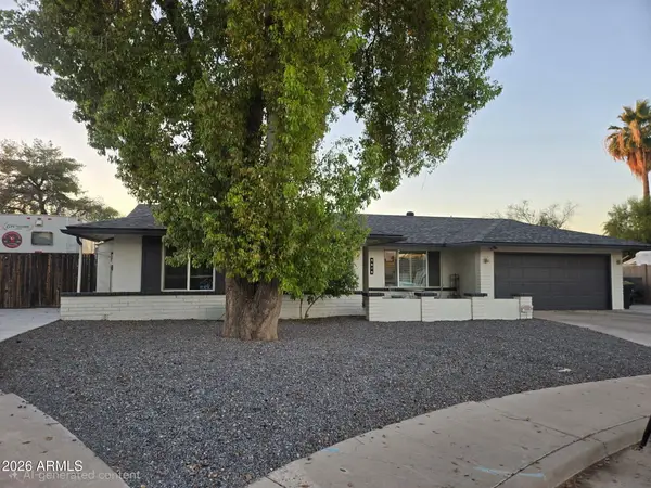 2612 W Osage Circle, Mesa, AZ 85202