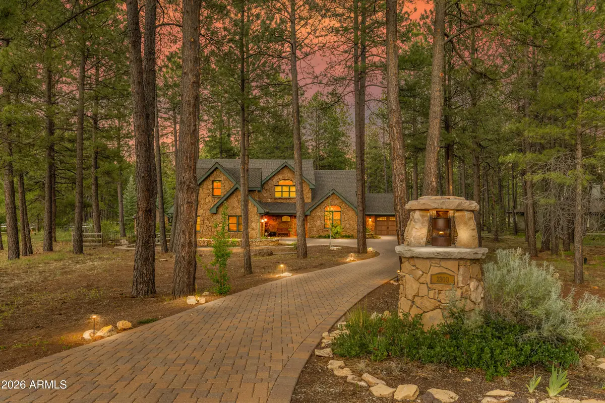 2300 W Kiltie Lane, Flagstaff, AZ 86005 - #1