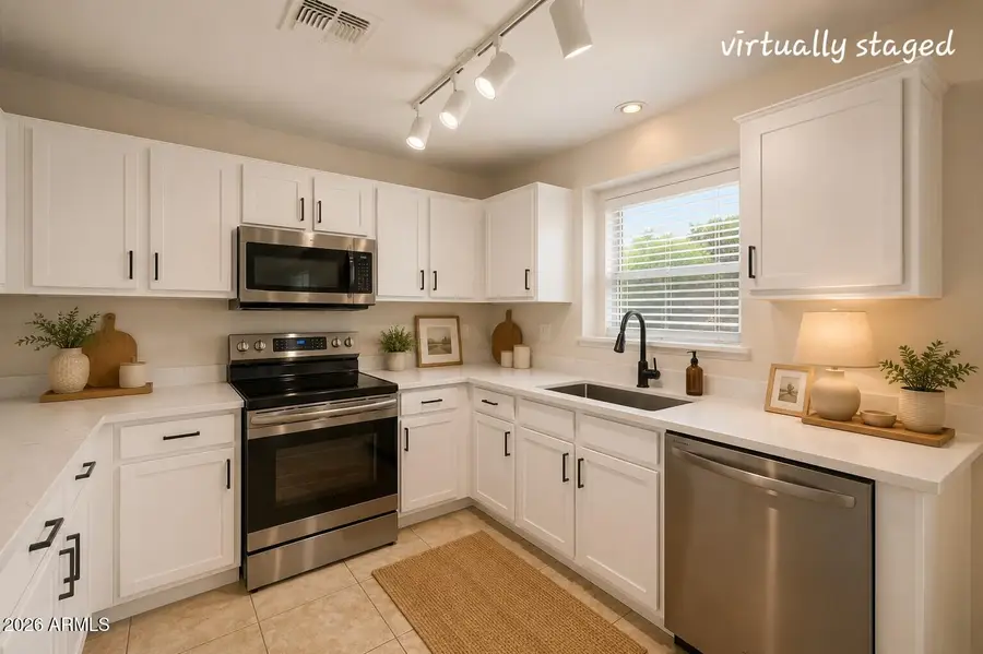 1610 W San Tan Hills Drive, San Tan Valley, AZ 85144 - #2