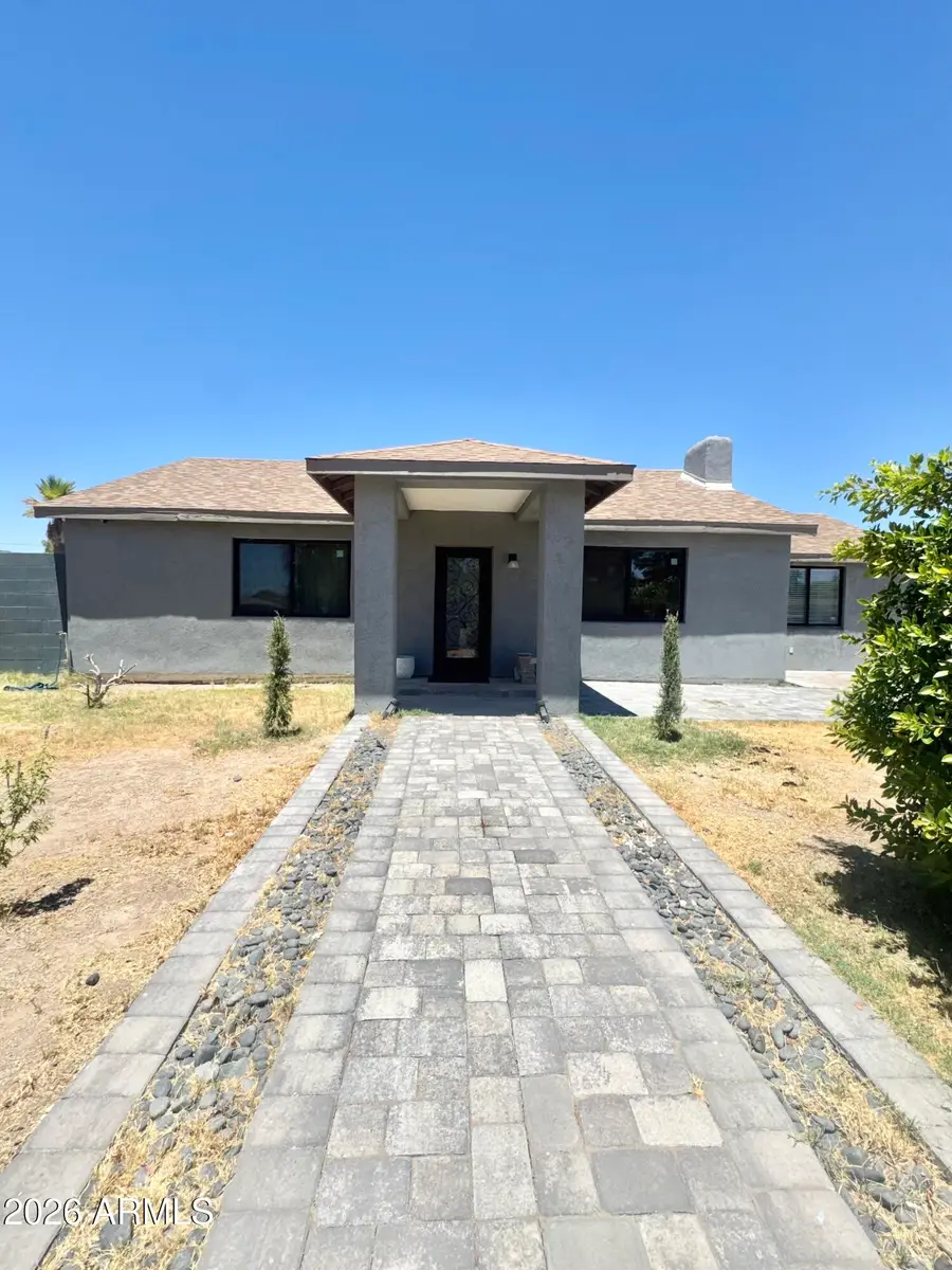 2502 E Edgemont Avenue, Phoenix, AZ 85008 - #2