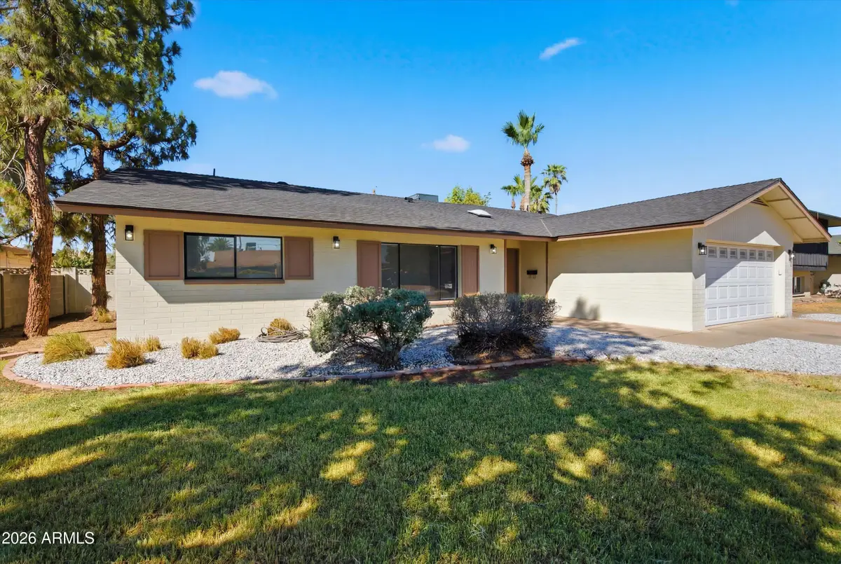 4117 W San Miguel Avenue, Phoenix, AZ 85019 - #1