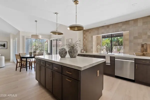 10008 E Sunnyslope Lane, Scottsdale, AZ 85258