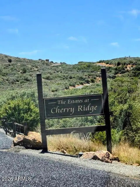 672 S Grant Woods Parkway #7, Dewey, AZ 86327